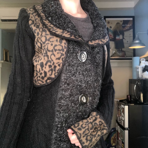 Wool cardigan w animal print - Picture 1 of 3